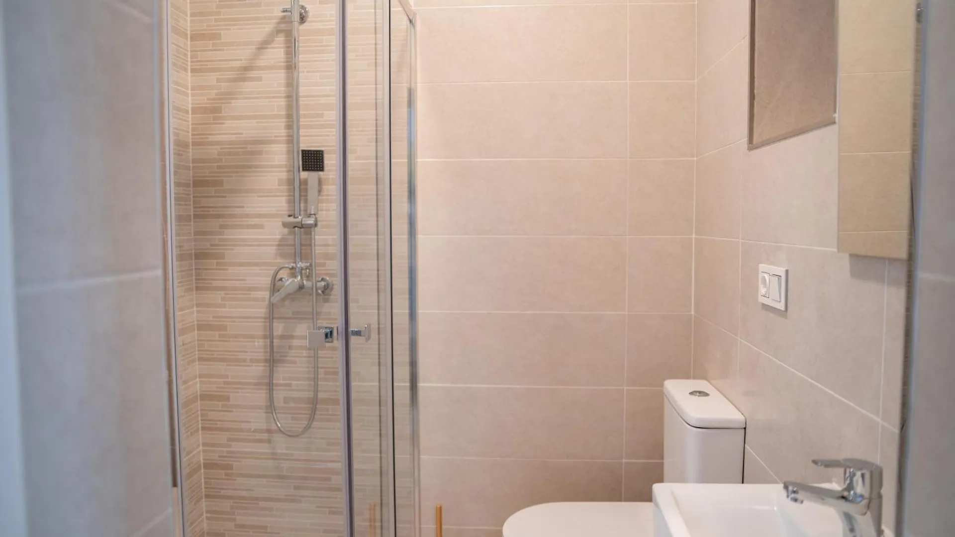 Exquisito Apartamento En Alquiler Con Vistas Panoramicas Al Mar En Benalmadena 0*,  Spain