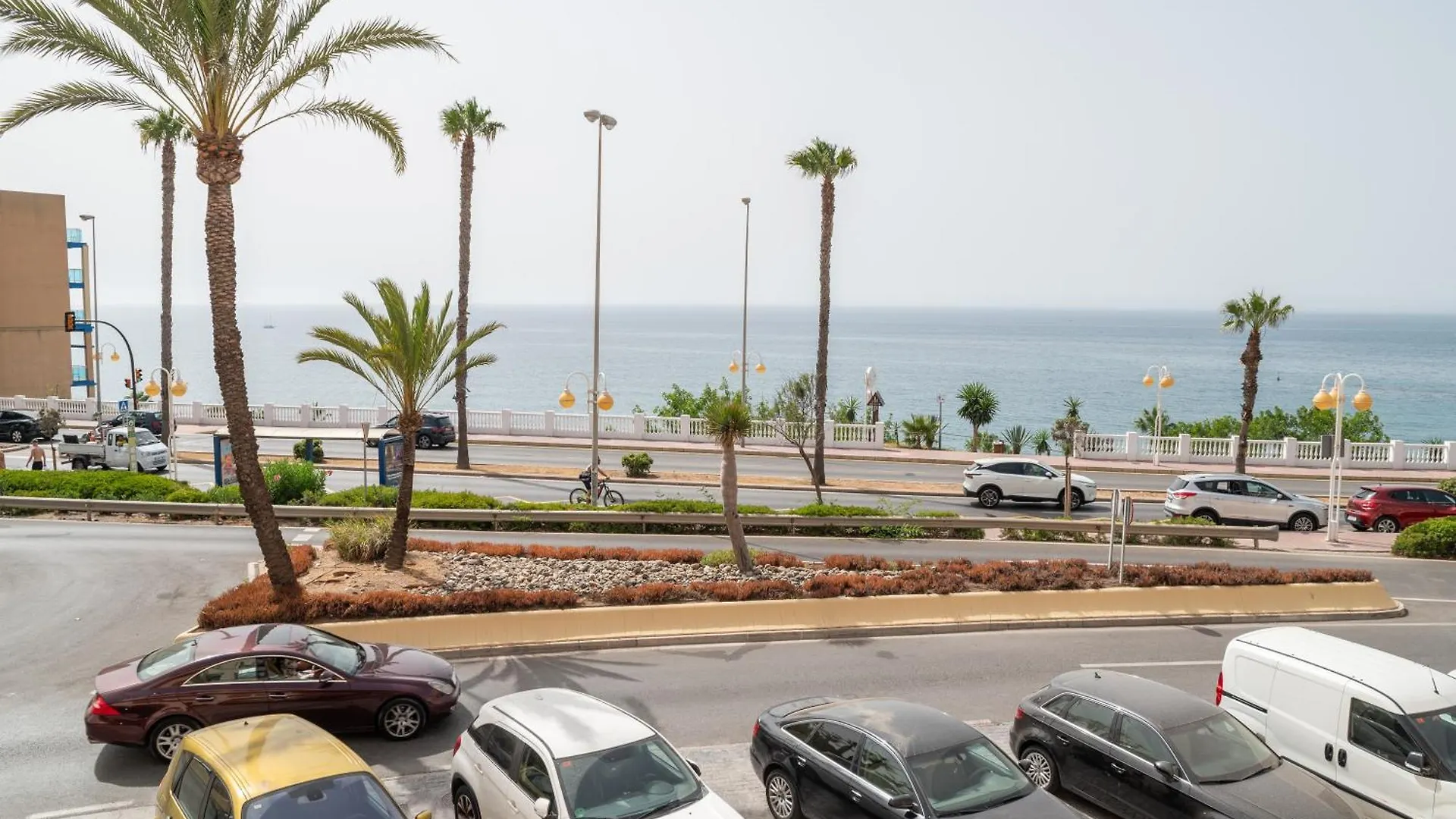Exquisito Apartamento En Alquiler Con Vistas Panoramicas Al Mar En Benalmádena 0*,  Spagna